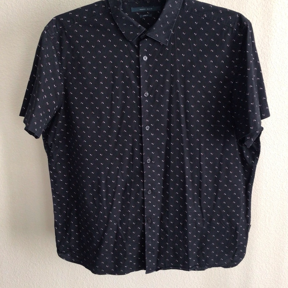 M015 Perry Ellis Black Short Sleeve Shirt with Pattern